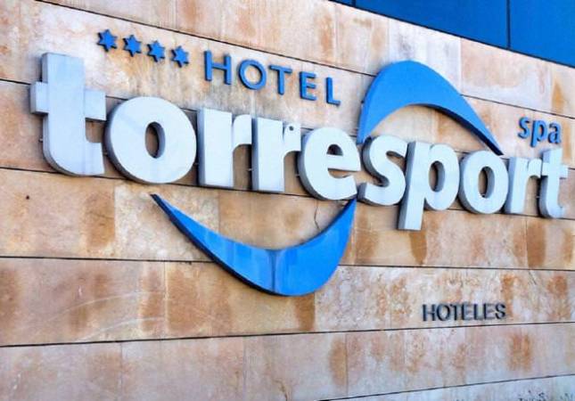 Espaciosas habitaciones en Hotel Torresport Spa. Disfruta  los mejores precios de Cantabria